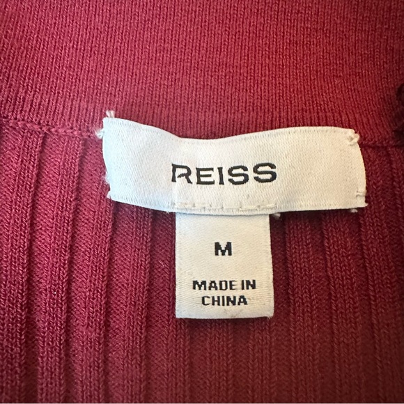 Reiss Burgundy Ribbed V-Neck Top.  Size Medium - Picture 5 of 6